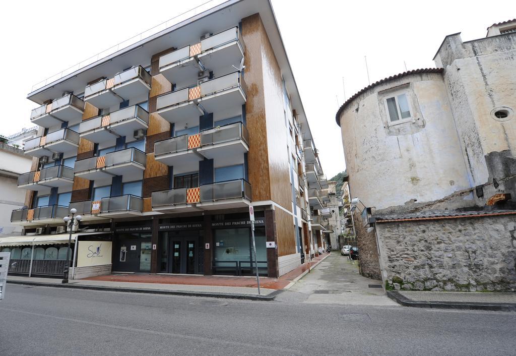 Tizi Apartments Maiori Exterior foto